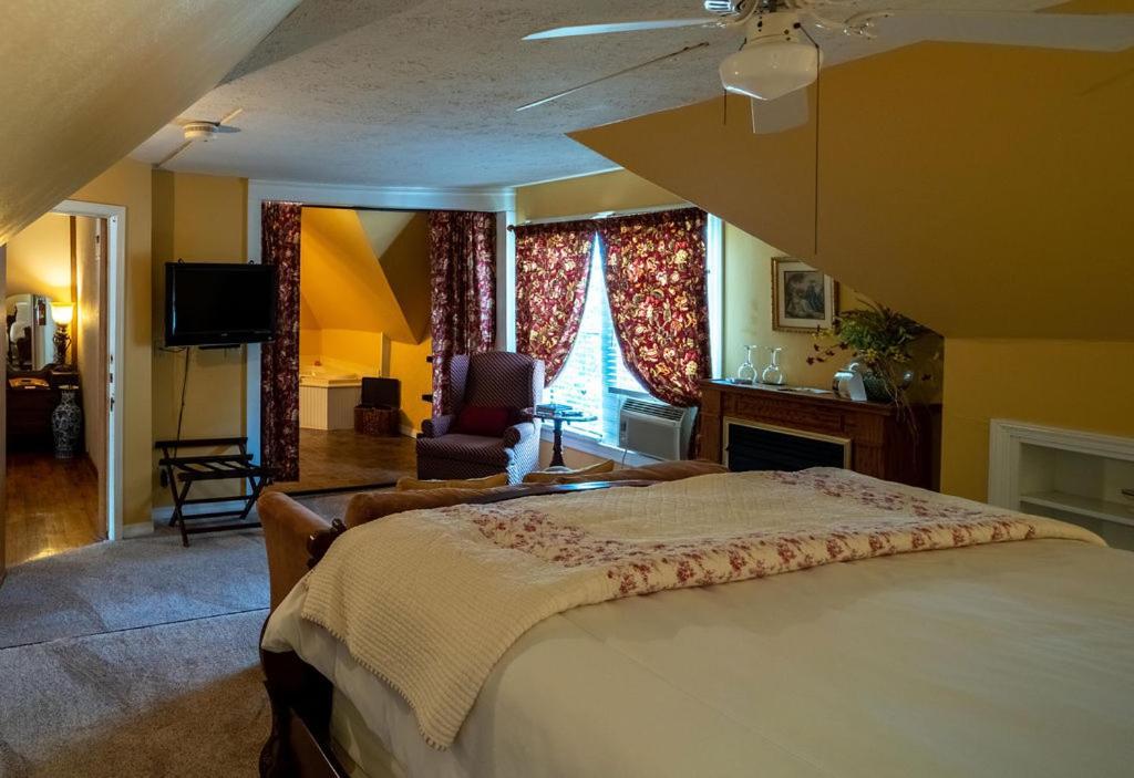 יוריקה ספרינגס 5 Ojo Inn Bed And Breakfast מראה חיצוני תמונה